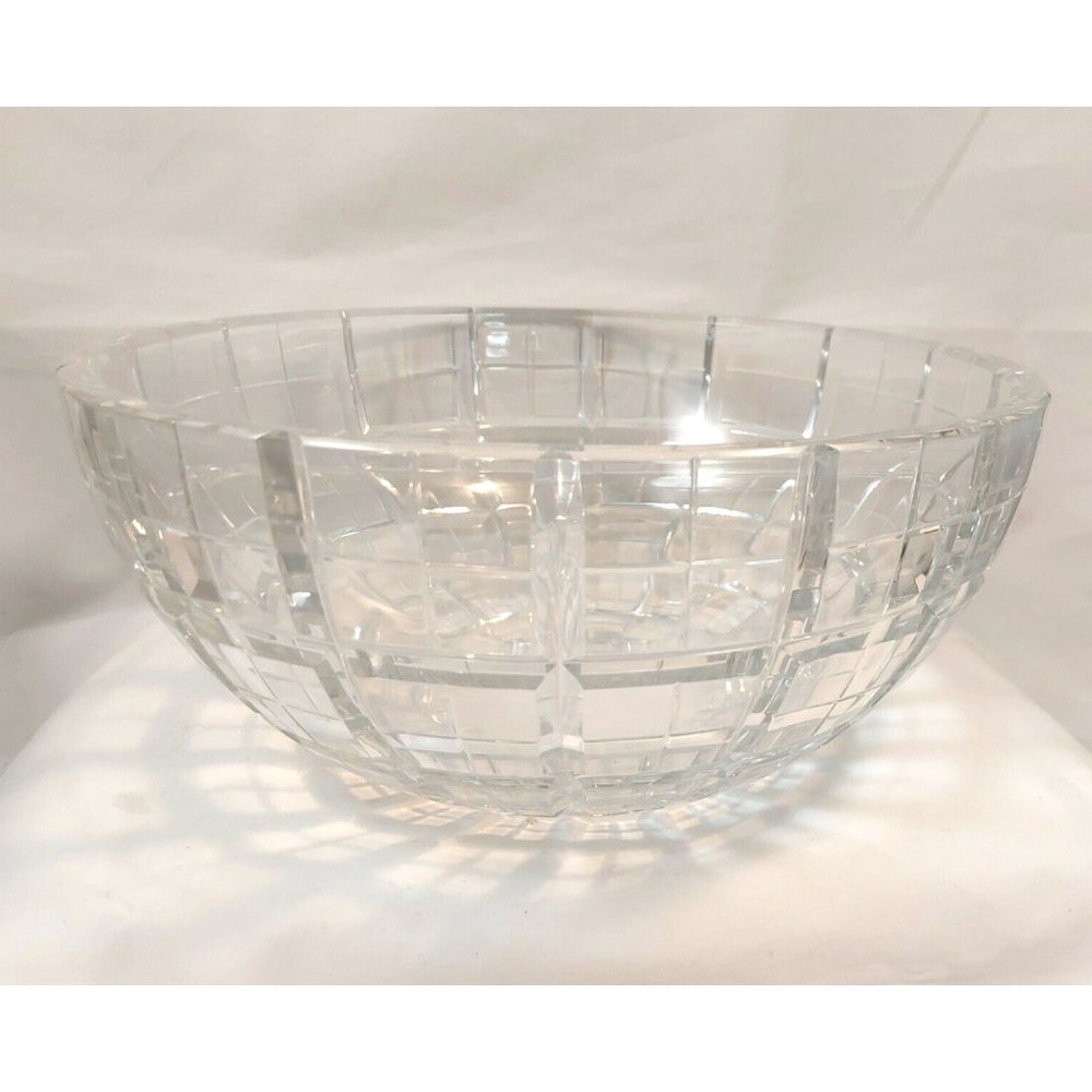 WEDGEWOOD Elegant Solid Cut Crystal 10" Round TARTAN CENTERPIECE BOWL Plaid Desi